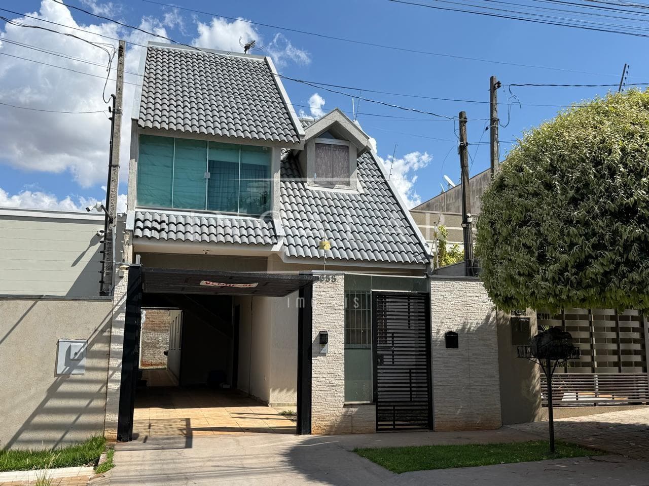 Casa para Venda em Maringá, Jardim Itália II, 3 dormitórios, 1 suíte, 1 banheiro