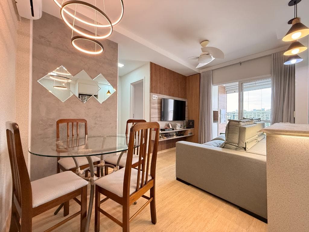 Apartamento à venda em Maringá, Zona 02, com 2 quartos, com 60.27 m², Vivace Residence Club