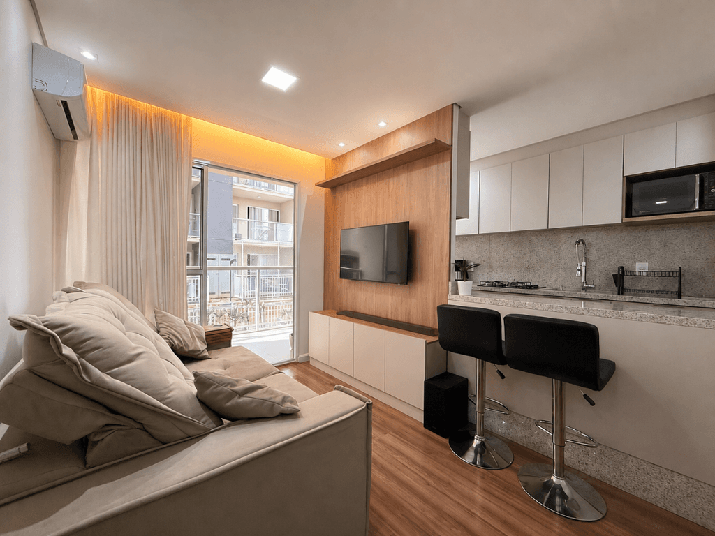 Apartamento à venda em Maringá, Zona 08, com 2 quartos, com 55.34 m², Royal Palace