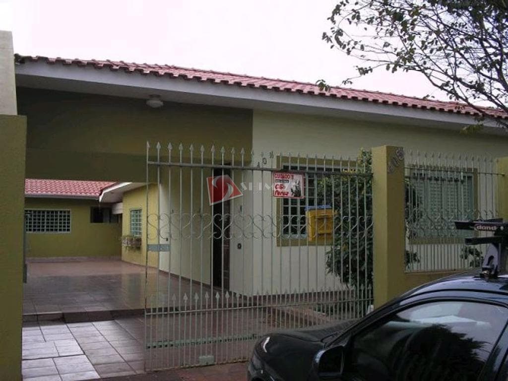 Casa à venda em Maringá, Parque das Grevíleas, com 4 quartos, com 191 m²
