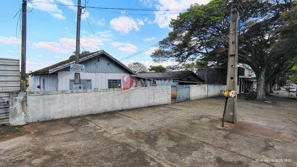 Terreno Comercial de 558m² à Venda na Zona 05 – Próximo ao Hospital Paraná, Ideal para Clínicas e La