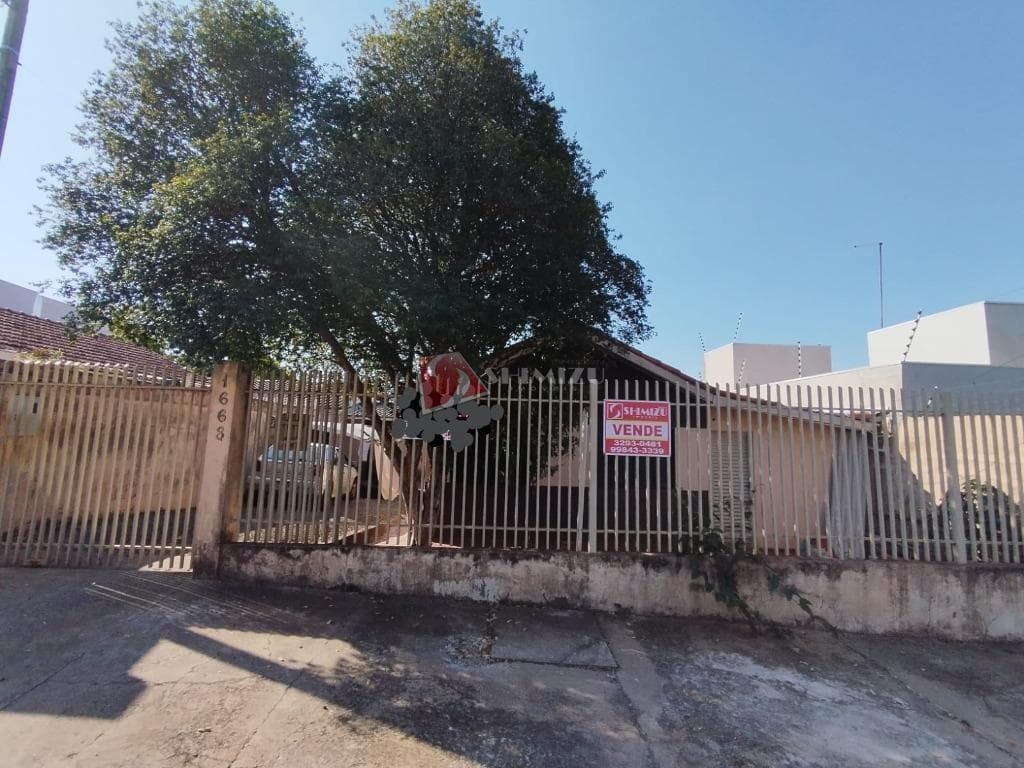 Casa à venda em Maringá, Conjunto Residencial Branca Vieira, com 3 quartos, com 128.78 m²