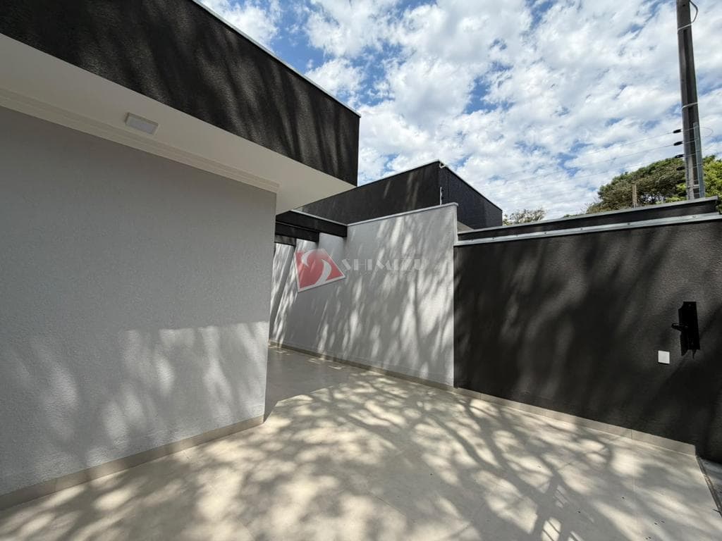 Casa à venda em Maringá, Loteamento Madrid, com 3 quartos, com 88 m²