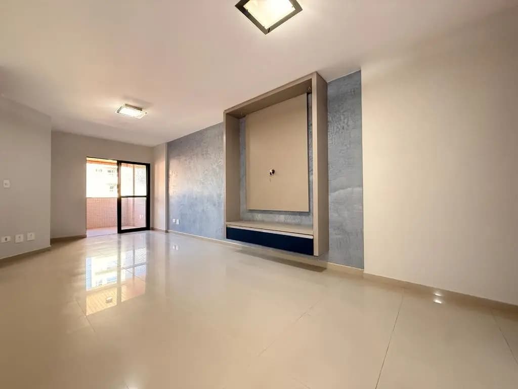 Apartamento à venda em Maringá, Zona 07, com 3 quartos, com 85.82 m², Gran Tower