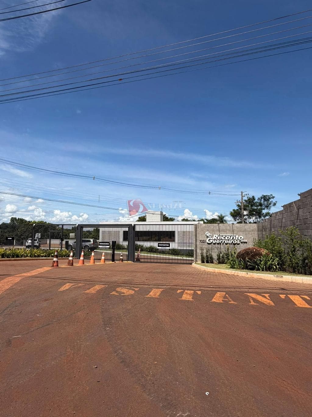 Terreno à venda em Maringá, Parque Industrial 200, com 1097 m²