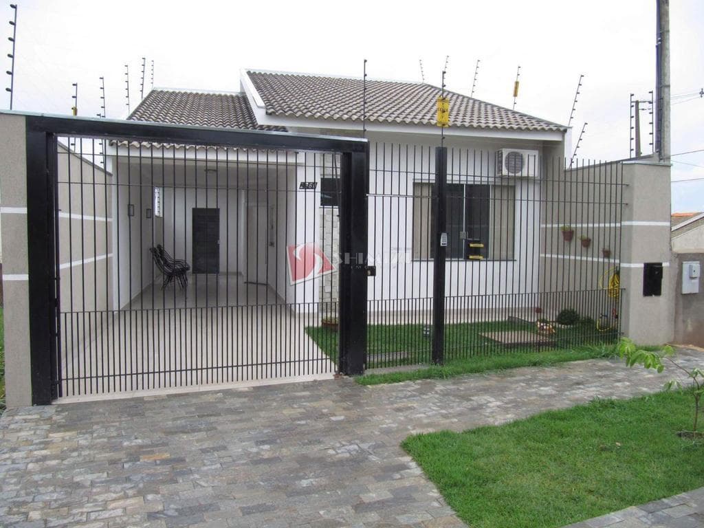 Linda casa com móveis planejados e aquecimentos solar