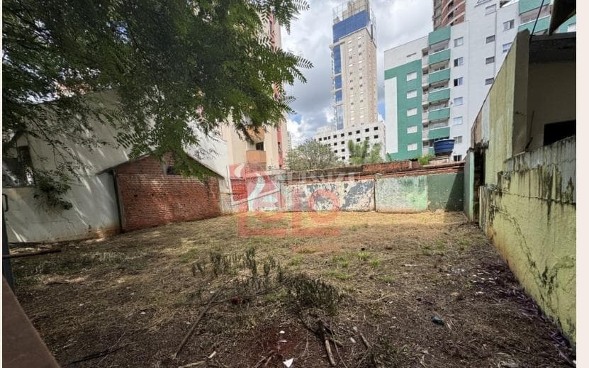 Terreno Comercial à Venda na Zona 07 em Maringá | 217,5 m² 14,5m de frente 