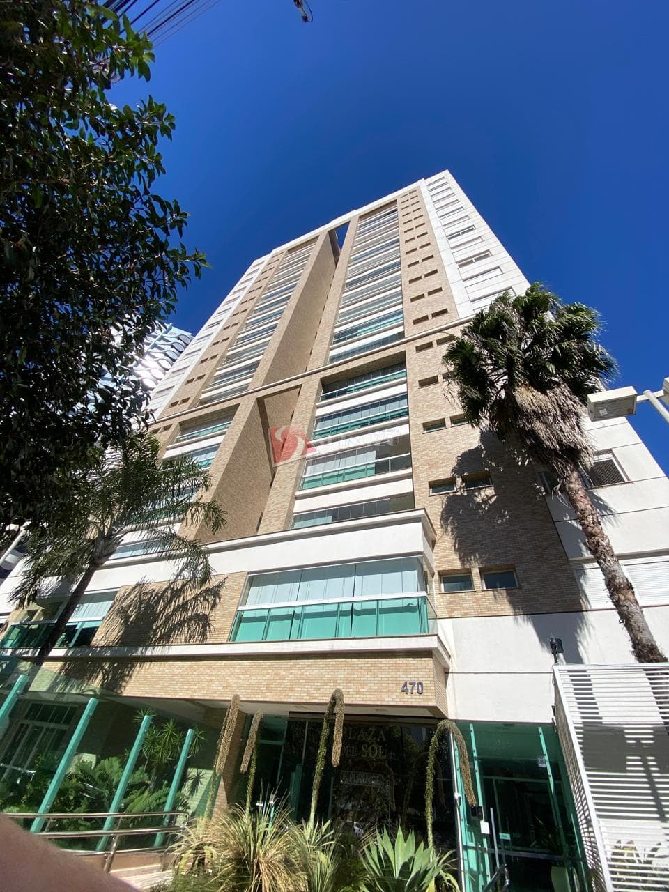 Apartamento à venda em Maringá, Zona 07, com 3 suítes, com 136 m²