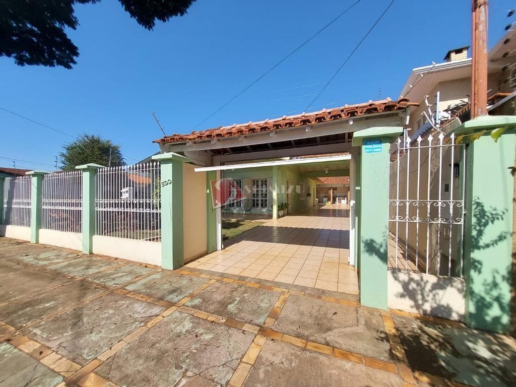 Casa à venda em Maringá, Jardim Internorte, com 5 quartos, com 268 m²