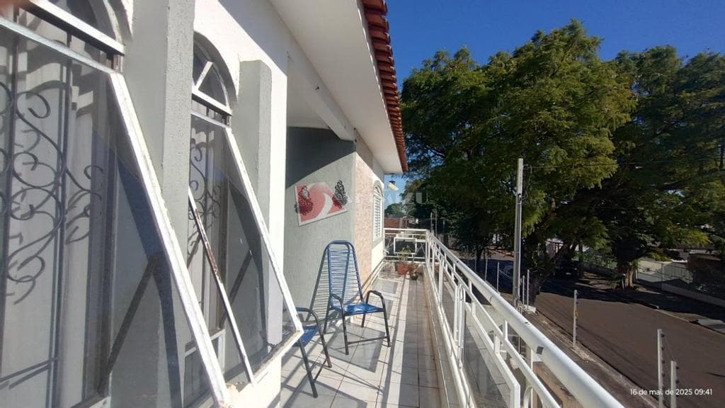 Sobrado à venda em Maringá, Jardim Alvorada, com 4 quartos, com 172.48 m²