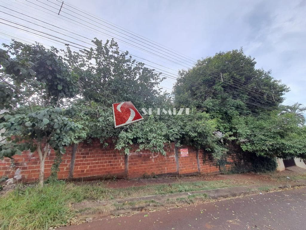 Terreno à venda em Maringá, Gleba Ribeirão Pinguim, com 1060 m²