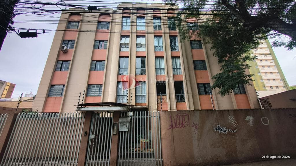 Apartamento à Venda na Zona 7 | 3 Quartos, Terraço e ao Lado da UEM Ed. Itália 