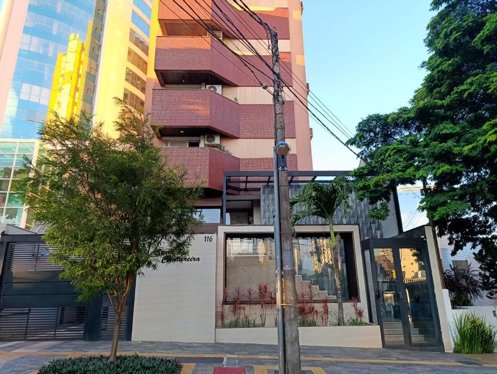 Apartamento à venda em Maringá, Zona 04, com 3 quartos, com 133.7 m², Edifício Serra da Cantareira