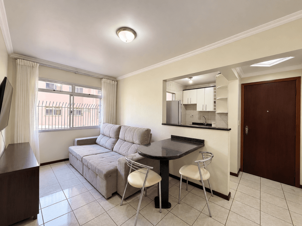Apartamento à venda em Maringá, Zona 07, com 1 suíte, com 49.89 m², Monte Fuji