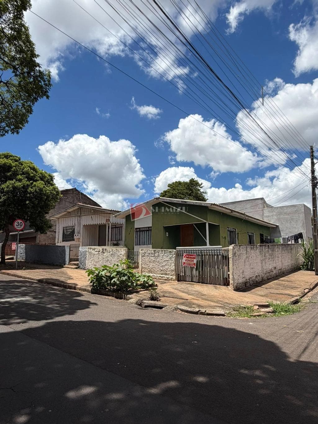 Casa à venda em Maringá, Vila Esperança, com 5 quartos, com 117 m²