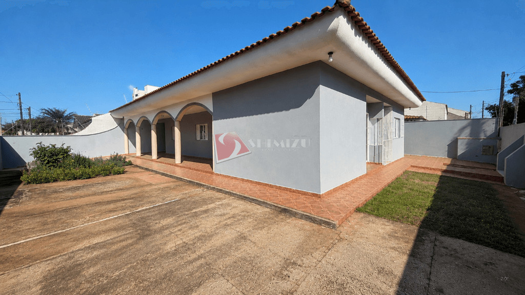 Casa à venda em Maringá, Parque Residencial Cidade Nova, com 3 quartos, com 182.64 m²