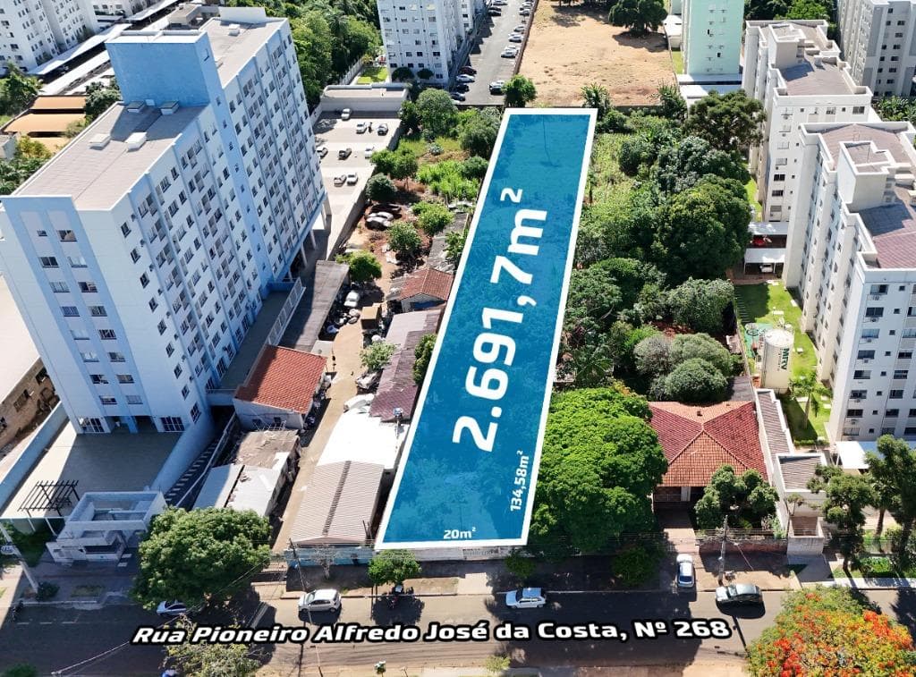 Terreno com 2691.7 m² à Venda no Jardim Alvorada - Maringá