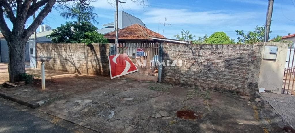 Terreno à venda em Maringá, Zona 08, com 600 m²