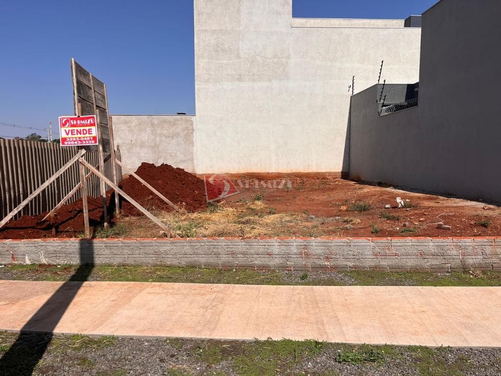 Terreno à venda em Maringá, Parque Avenida, com 160 m²