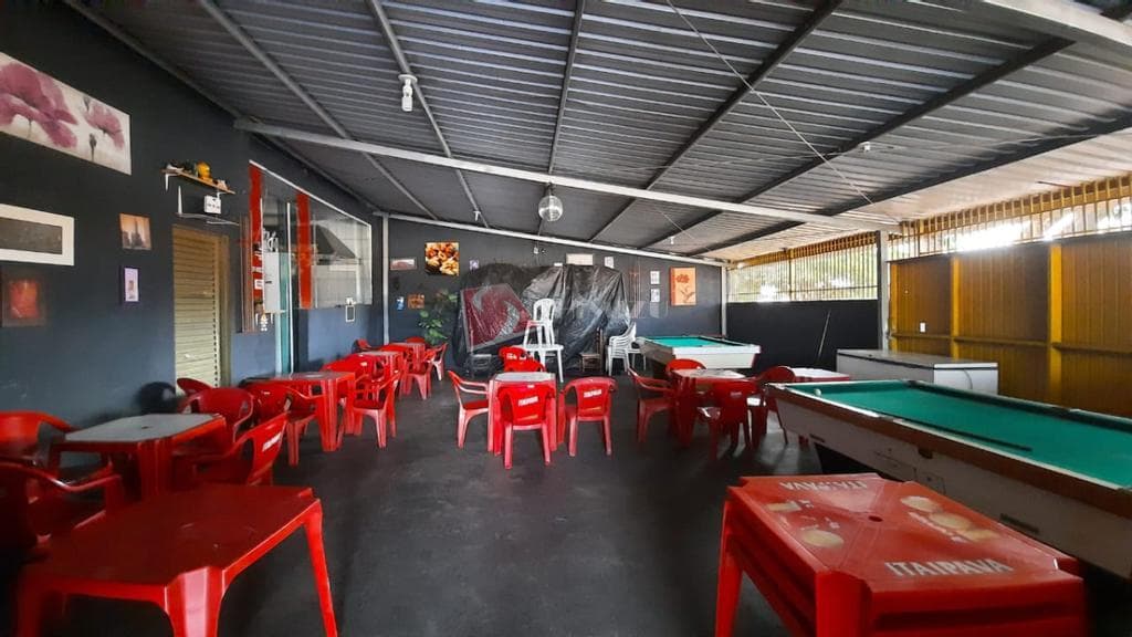 Salão à venda em Maringá, Jardim Andrade, com 99.9 m²