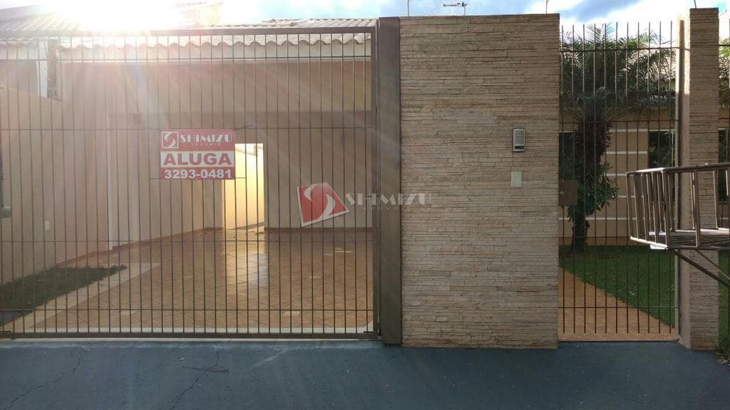 CASA JD DIAS COM 165M2. TERRENO 300M2