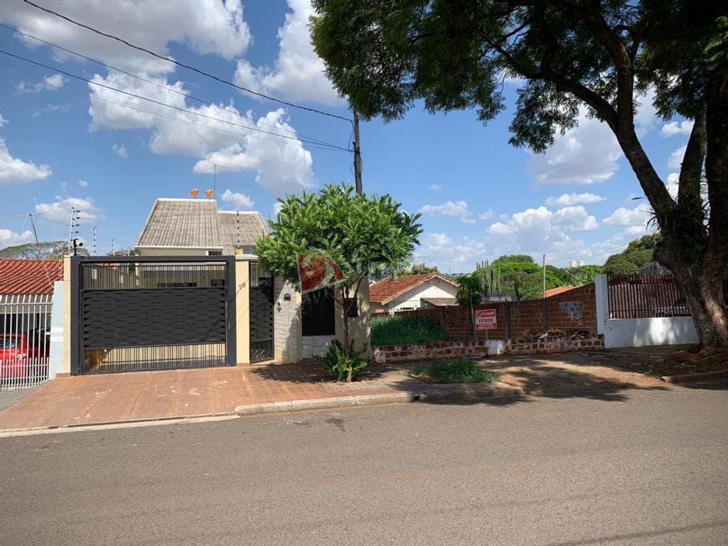Terreno à venda em Maringá, Jardim Alvorada, com 243.75 m²