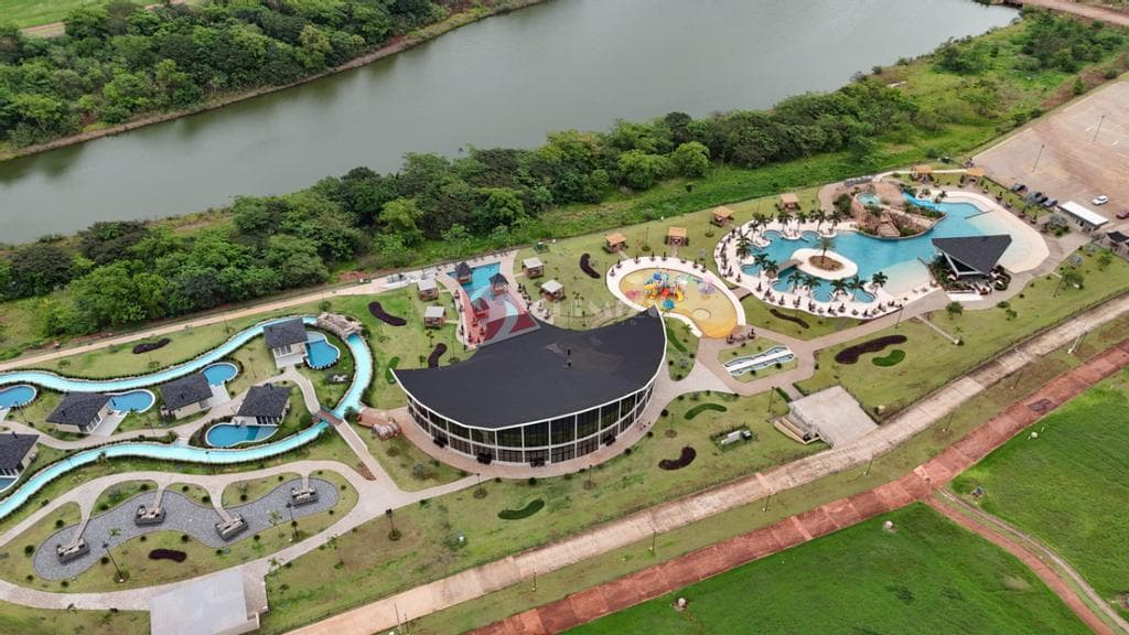 Terreno à venda em Maringá, aceita permuta em metade do valor, com 522.45 m², Jardins de Monet Resid