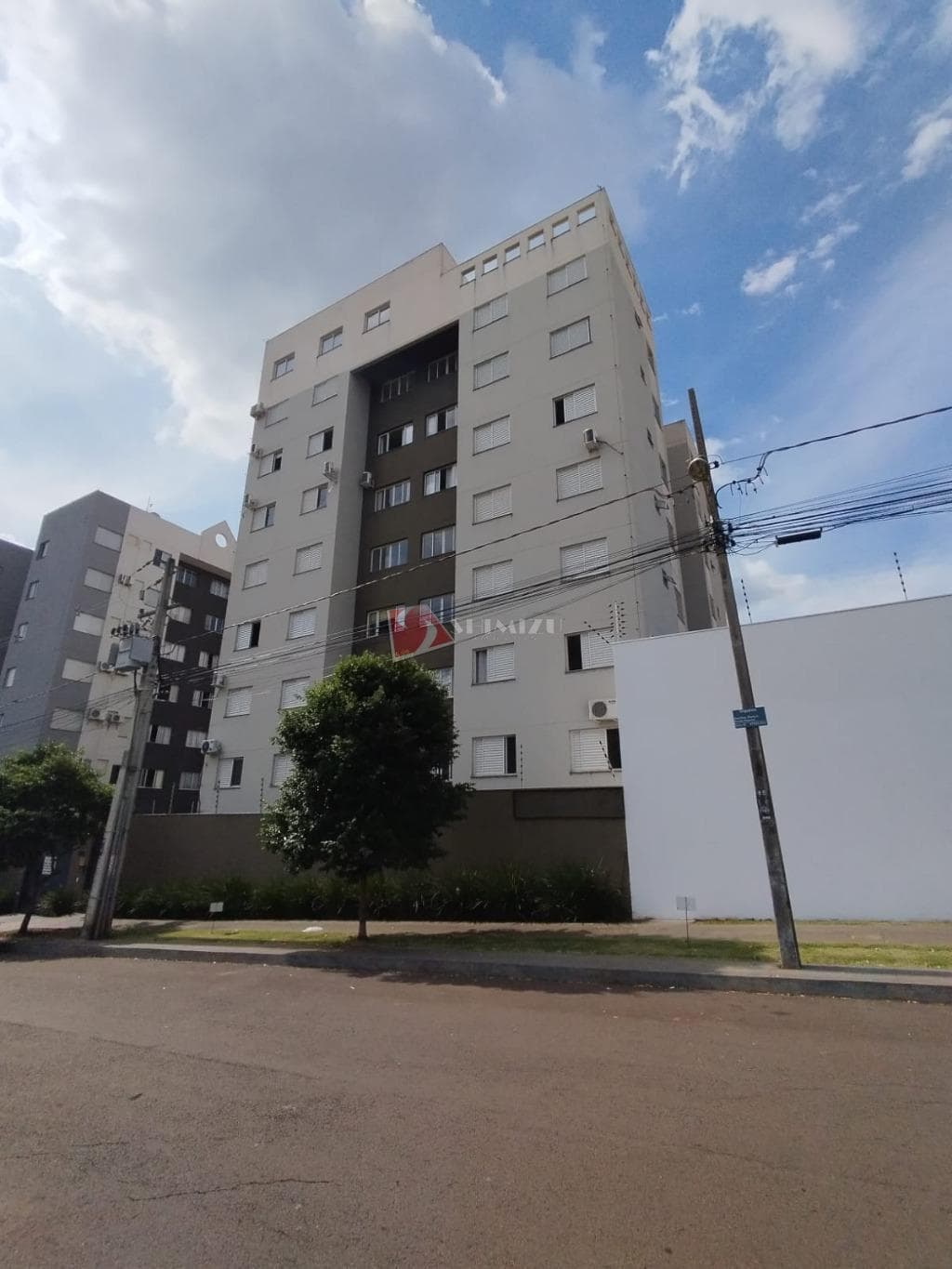 Apartamento à venda em Maringá, Loteamento Sumaré, com 3 quartos, com 62.65 m², EDIFICIO COMARI