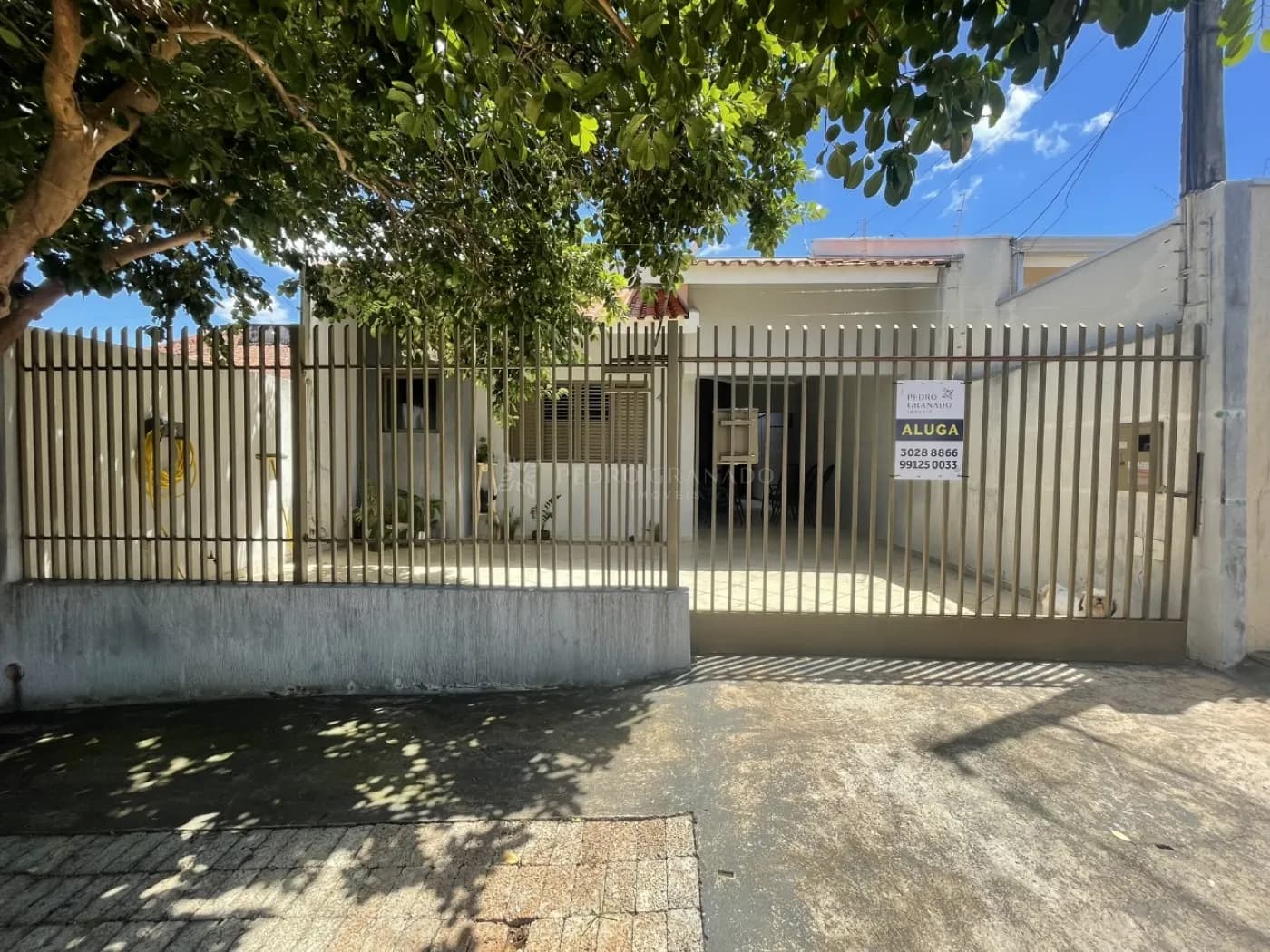 Casa/Sobrado Casa em Maringá