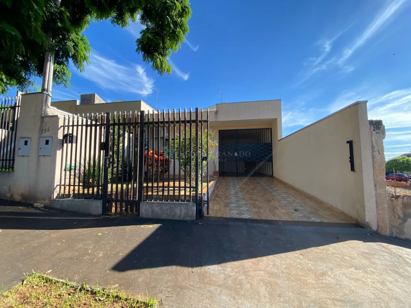 Casa com terreno grande Vila Morangueira