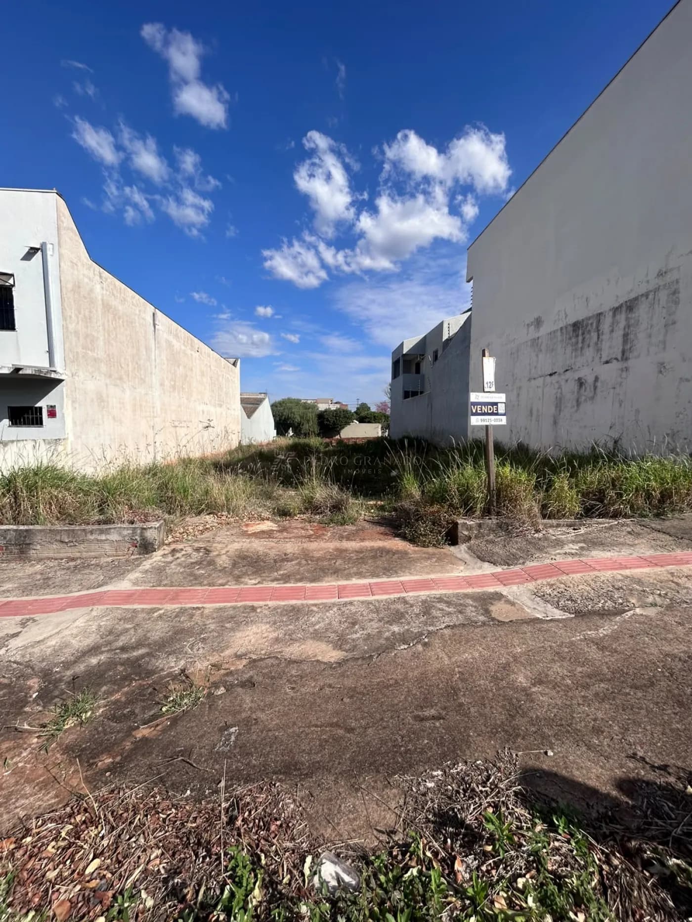 Terreno comercial