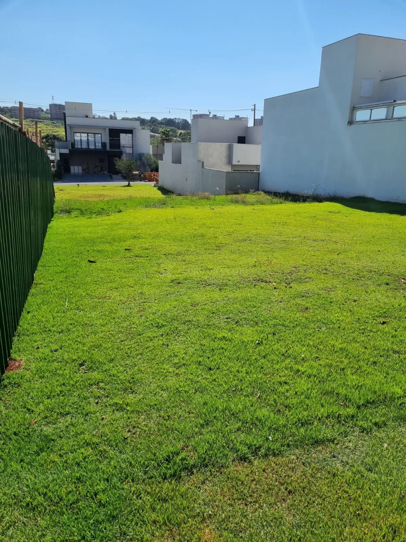 Terreno à venda no Condomínio Green Park