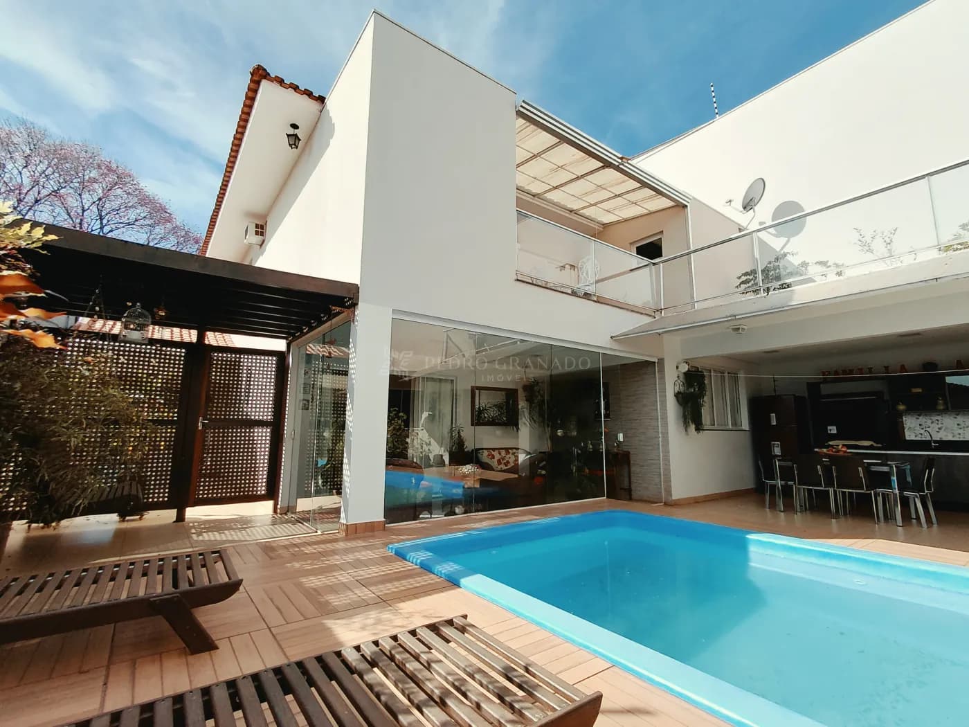Casa/Sobrado Sobrado em Maringá