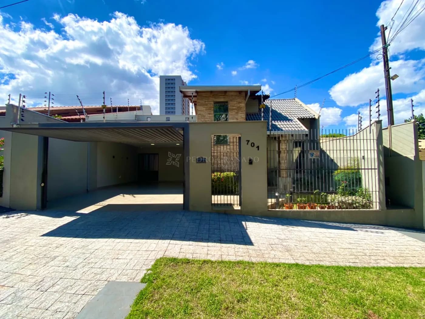 Casa/Sobrado Casa em Maringá