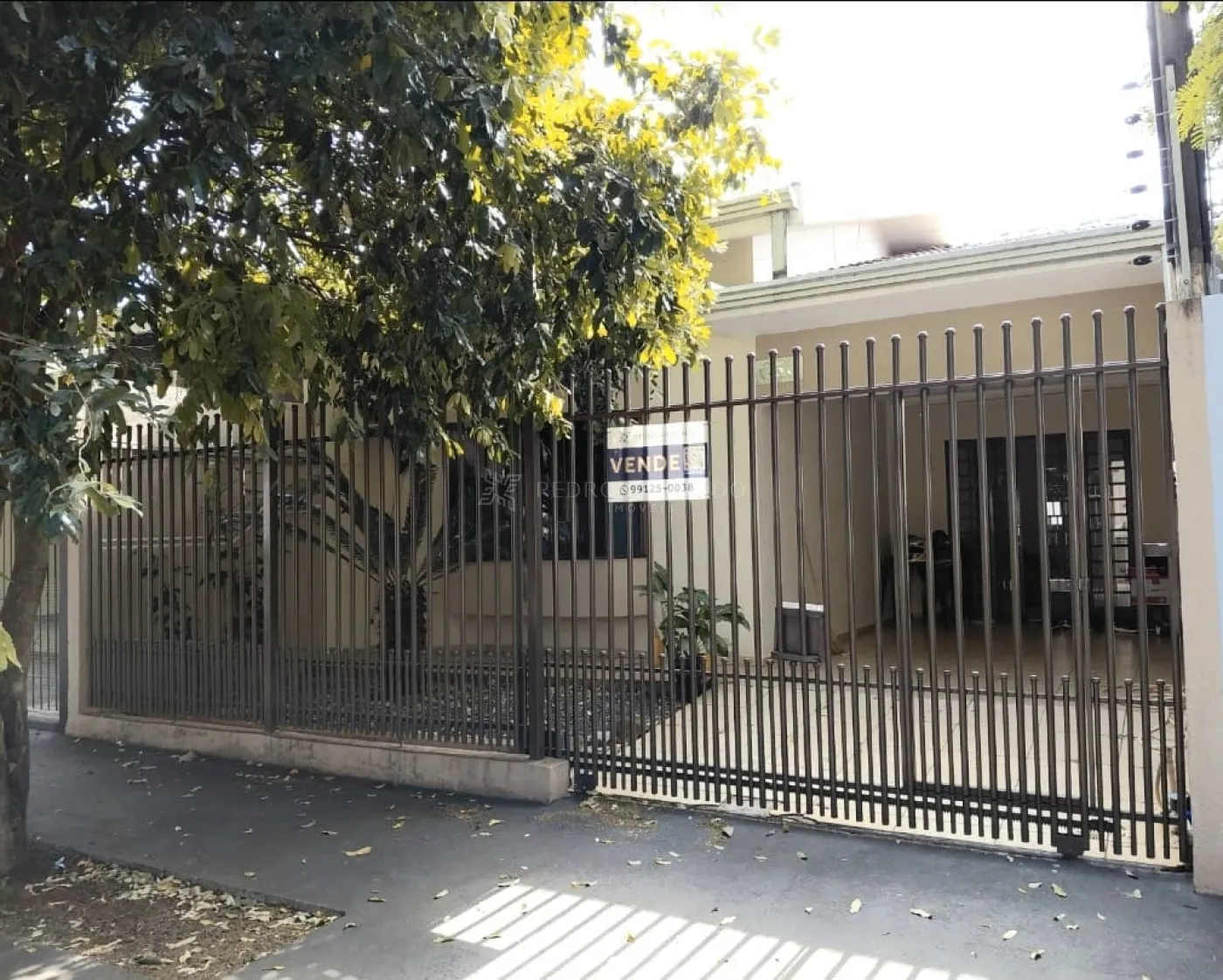 Casa/Sobrado Casa em Maringá