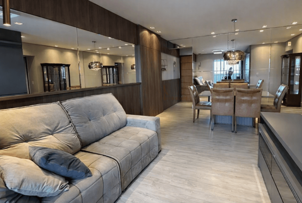 Apartamento à venda em Maringá, Zona 01, com 2 quartos, com 111.01 m², Edifício Bella Torre