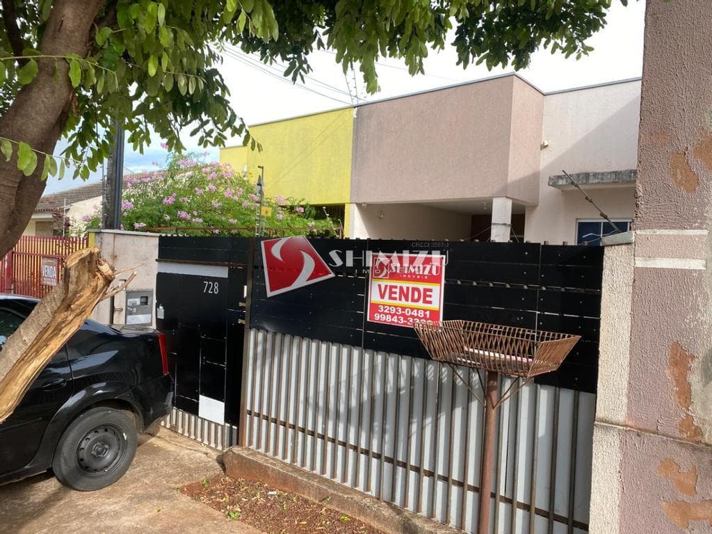 Casa à venda em Maringá, Parque Tarumã, com 2 quartos, com 76 m²