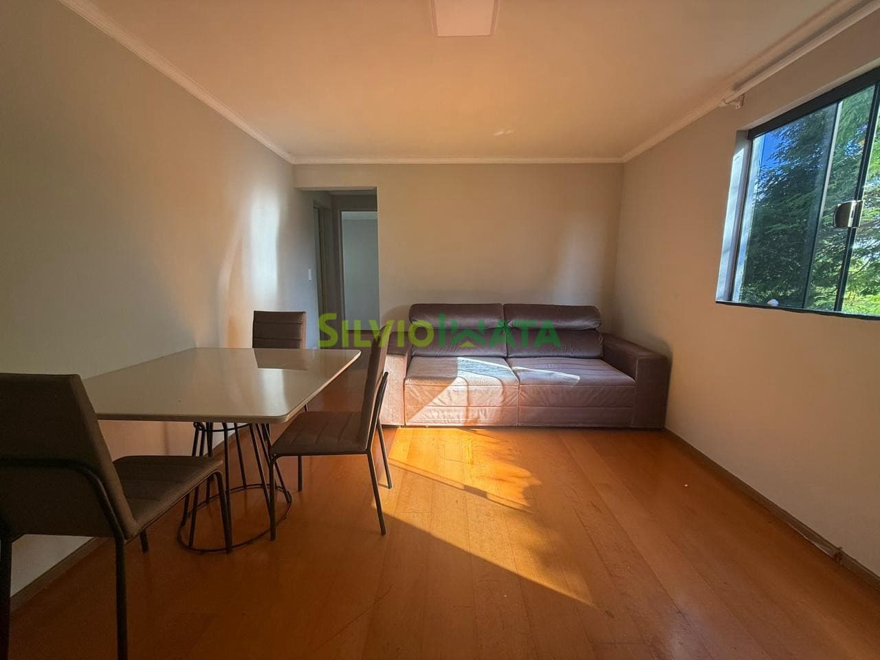 Apartamento a venda no condomínio Edifício Azaleia no bairro Jardim Novo Horizonte - Maringá/PR
