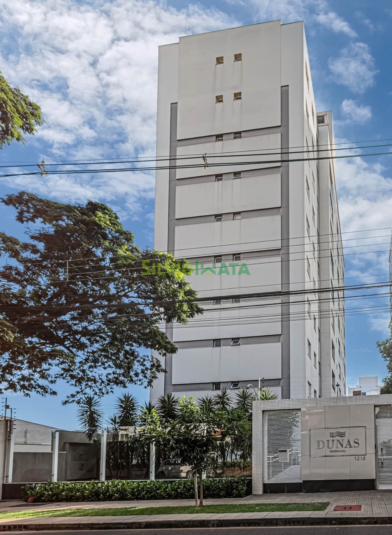 Apartamento a venda no condomínio RESIDENCIAL DUNAS no Jardim Novo Horizonte - Maringá/PR