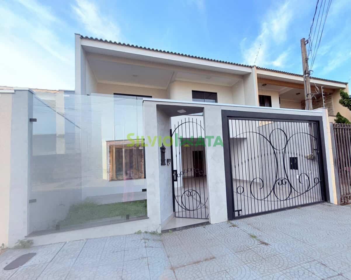 Sobrado a venda no bairro Jardim Imperial - Maringá/PR