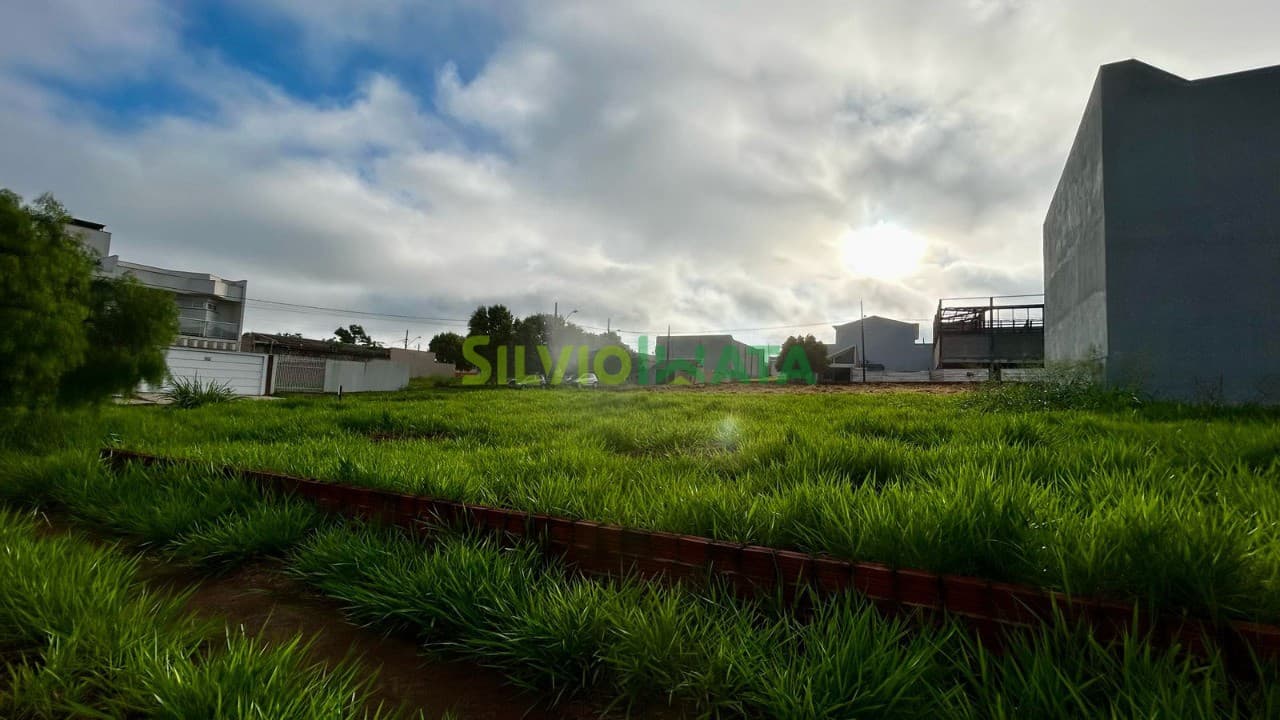 Lote à venda no Jd. Oriental em Maringá/PR