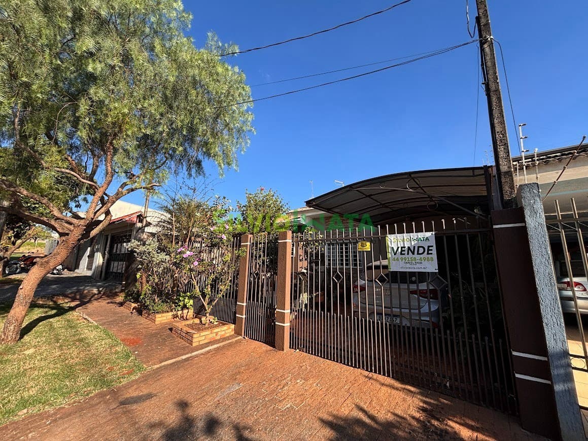 Casa a venda no bairro Jardim Aurora - Maringá/PR