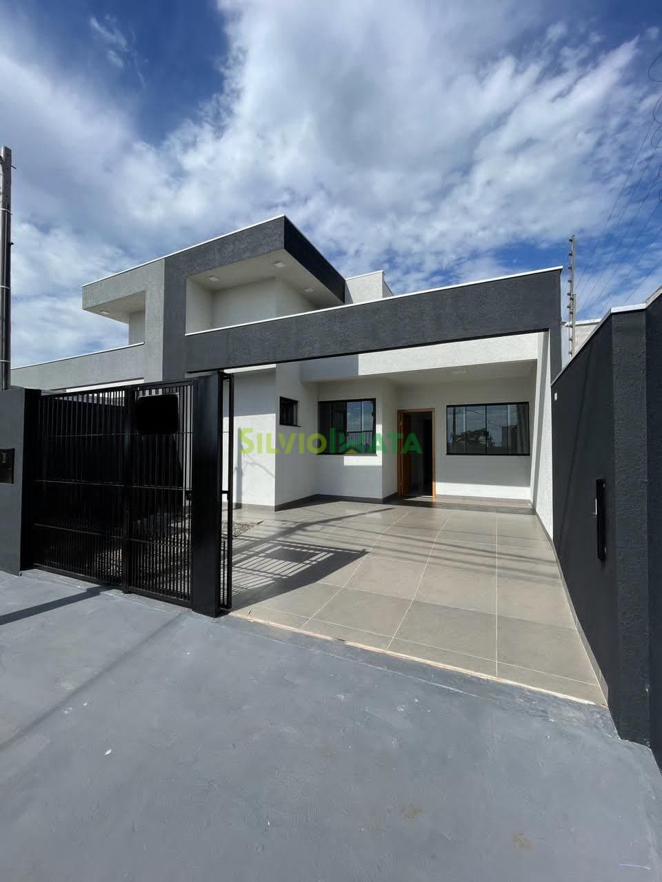 Casa Moderna à Venda
