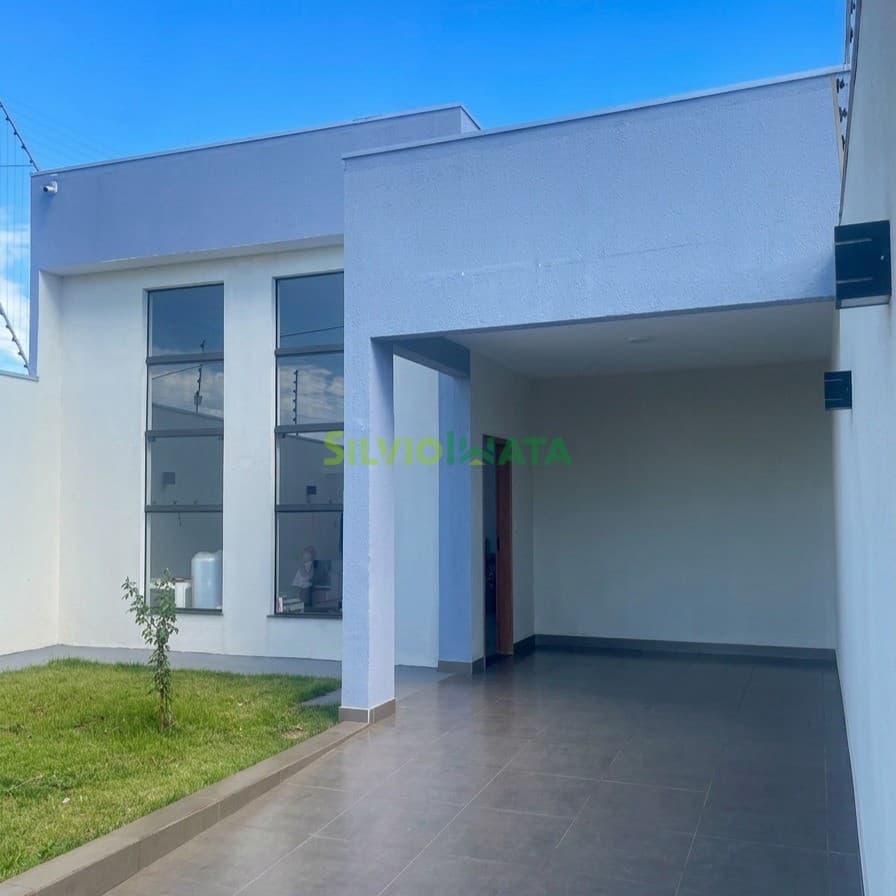 CASA MODERNA COM ENERGIA SOLAR + 3 QUARTOS (1 SUÍTE)- MARINGÁ/PR