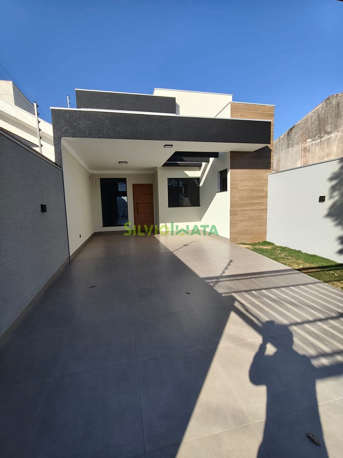 Casa Nova à Venda em Maringá | 1 Suíte + 2 Quartos - Maringá/PR