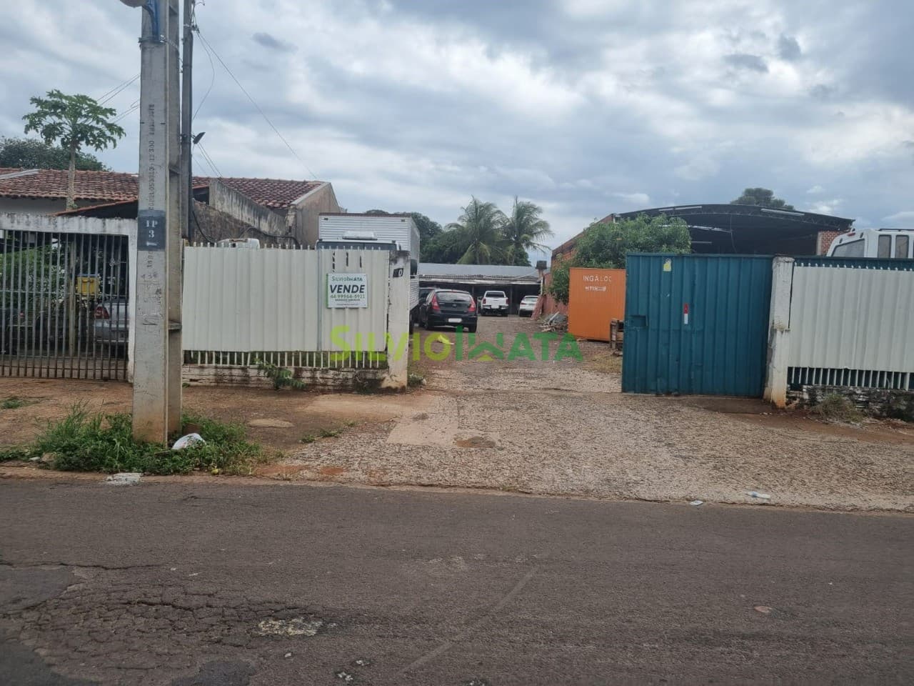 Lote Residencial e Comercial Venda na Vila Santo Antônio - Quase 700m² de Terreno