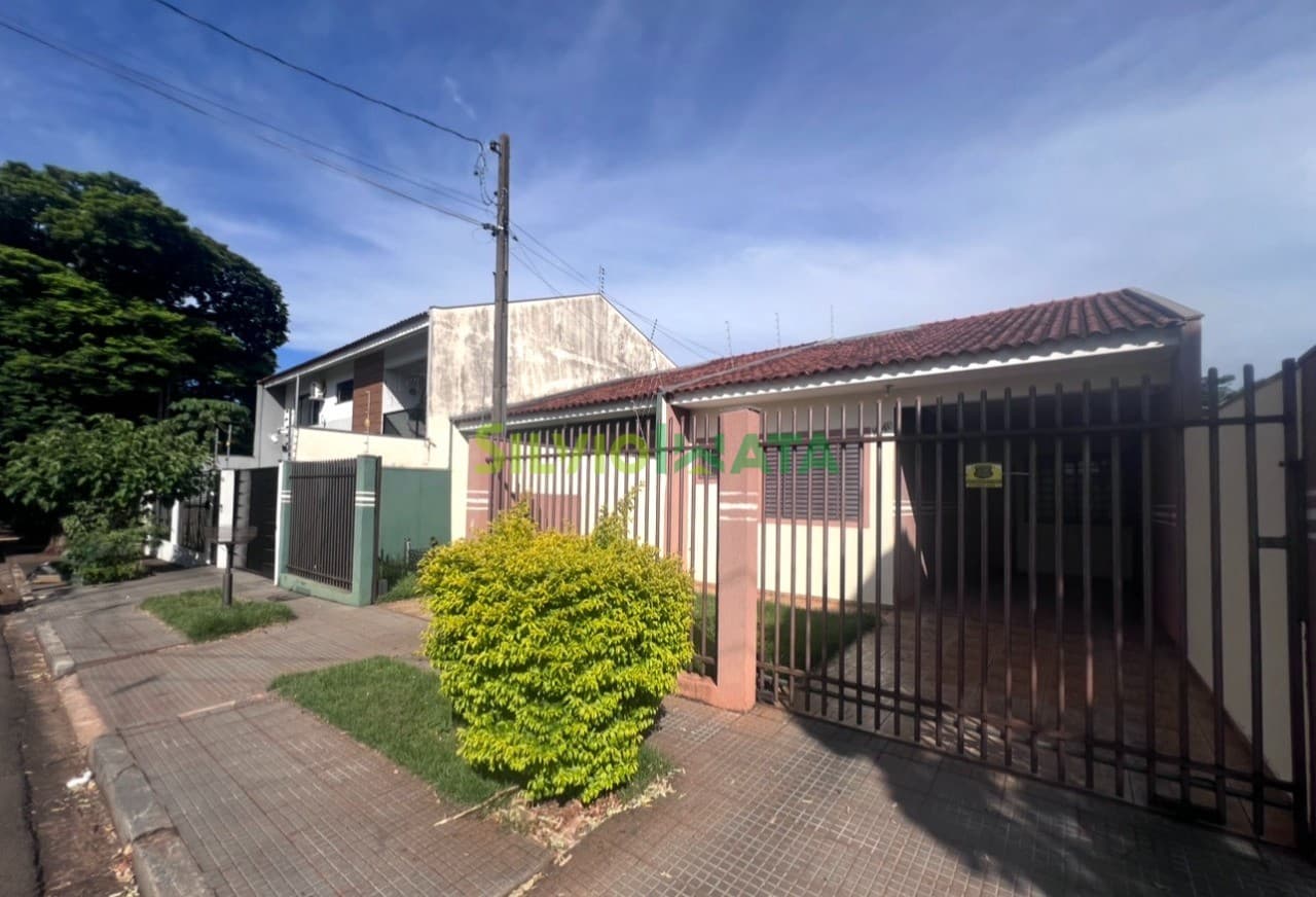 Casa com Suíte à Venda no Parque Hortência - Maringá/PR
