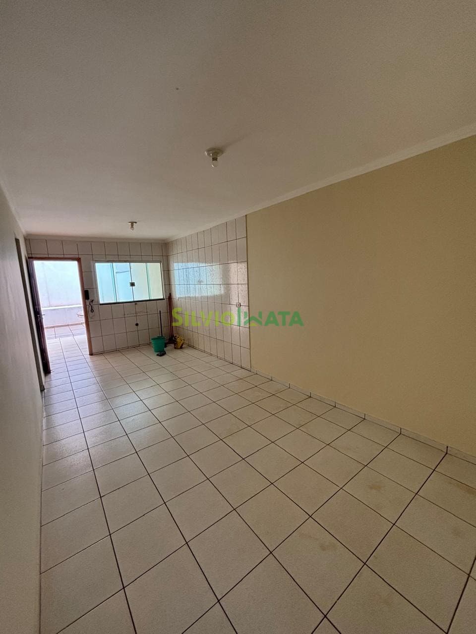 Casa em condomínio fechado à venda por R$ 420.000,00, em Maringá-PR