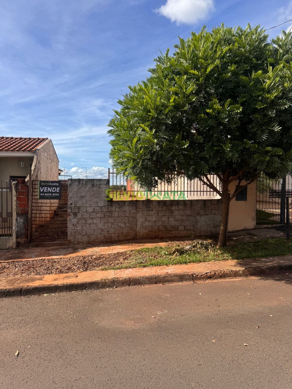 Terreno Residencial à Venda no Jardim Novo Oasis - Maringá/PR