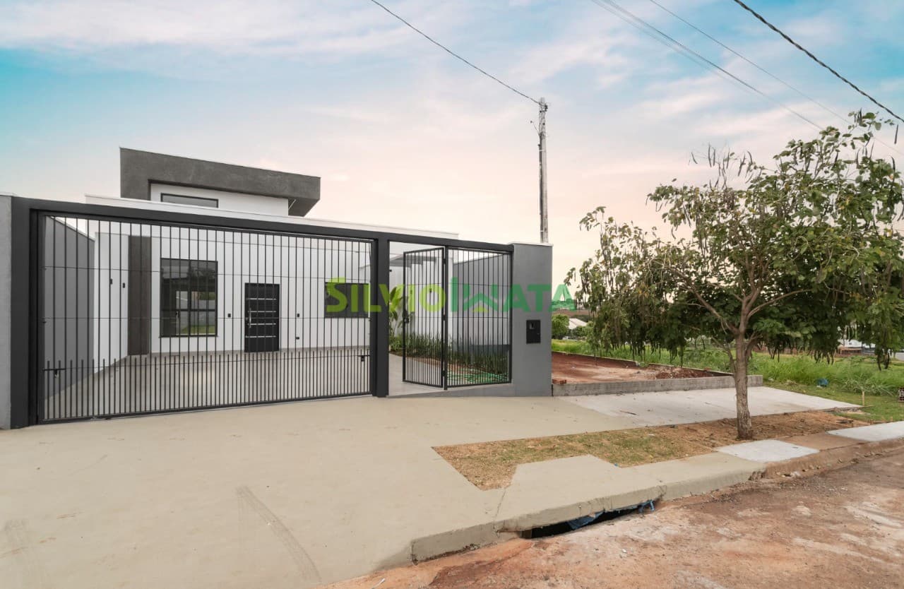 Casa à Venda no Jardim Freitas | 3 Quartos | 1 Suíte